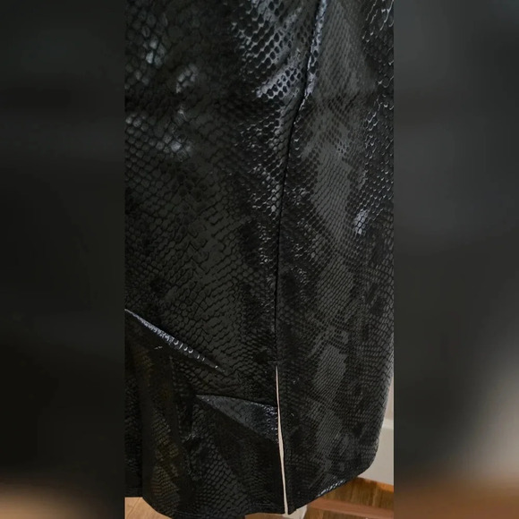 Plus Mini Dress  #364-366 - Picture 9 of 12